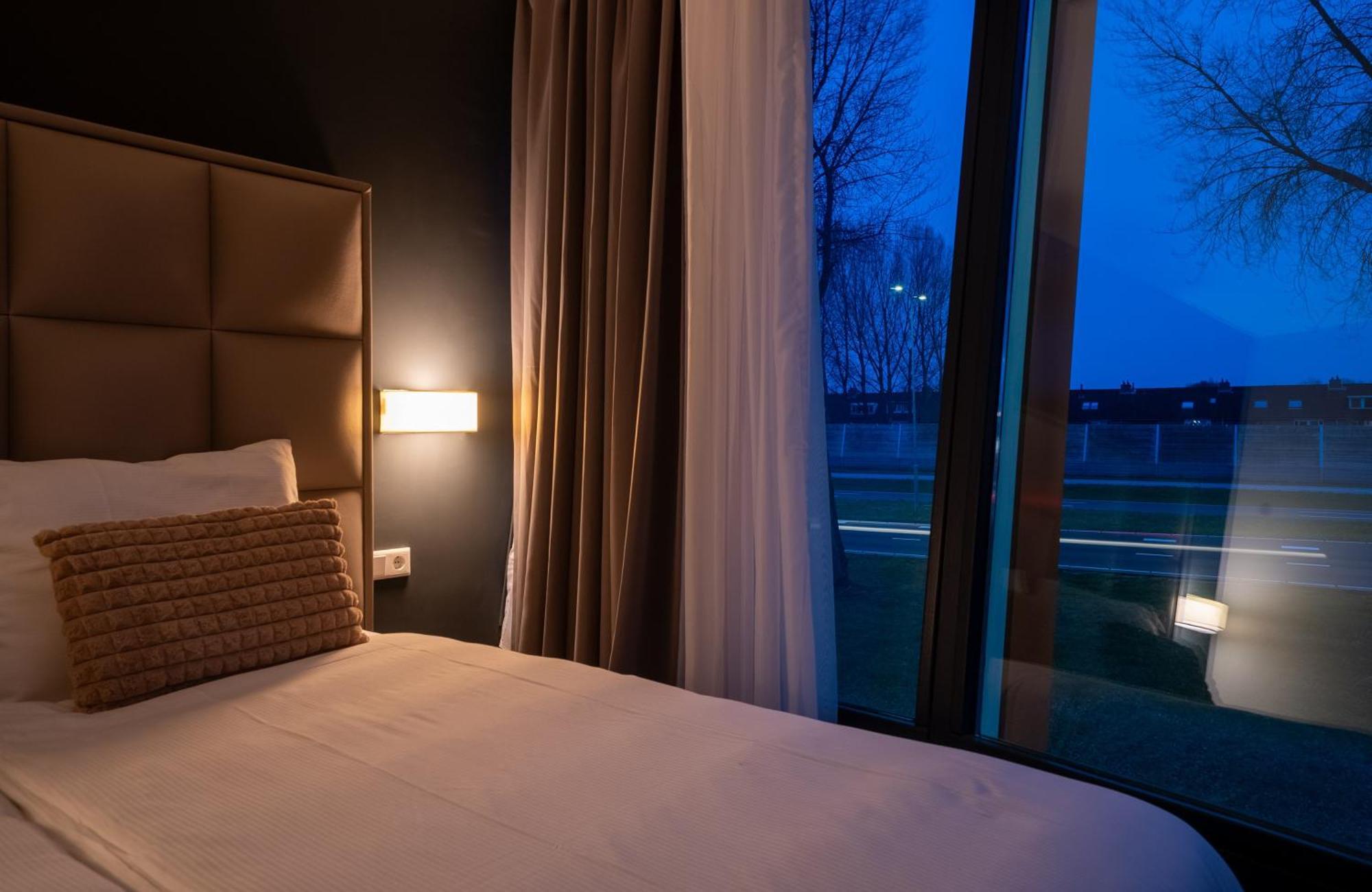 Ma Airport Hotel Hoofddorp Bagian luar foto