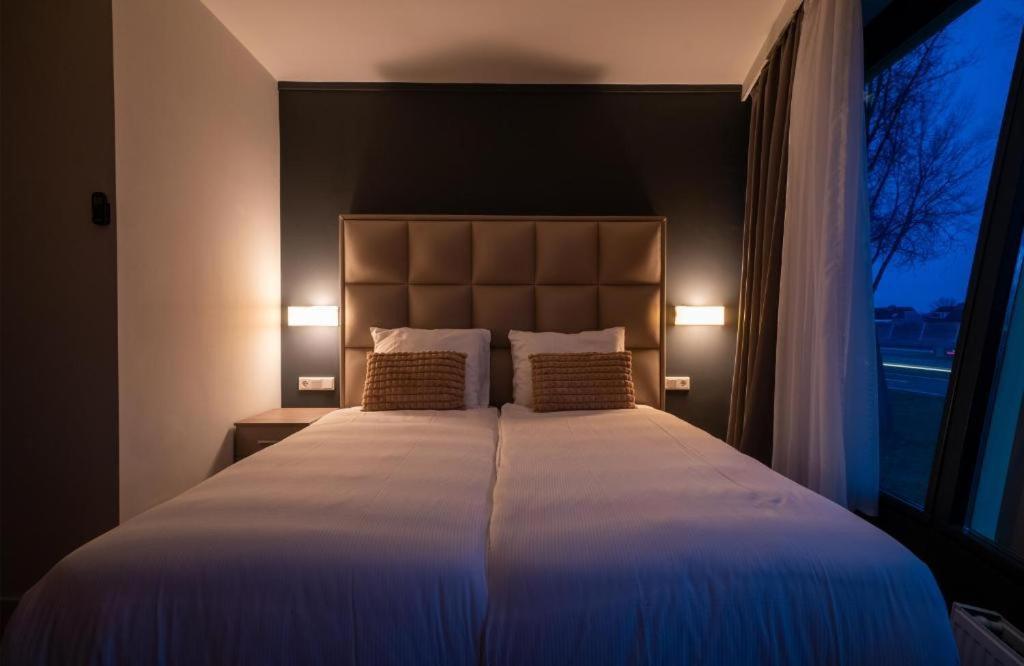 Ma Airport Hotel Hoofddorp Bagian luar foto
