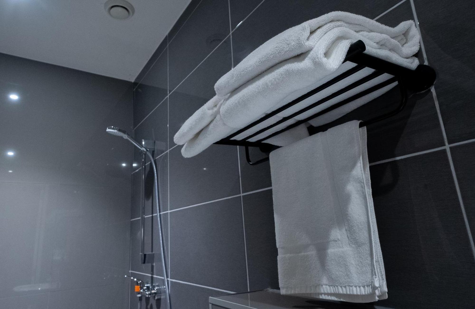 Ma Airport Hotel Hoofddorp Bagian luar foto