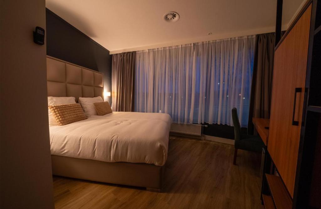 Ma Airport Hotel Hoofddorp Bagian luar foto
